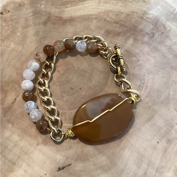 Dyed Fire Agate Bracelet - Picture 1 of 5